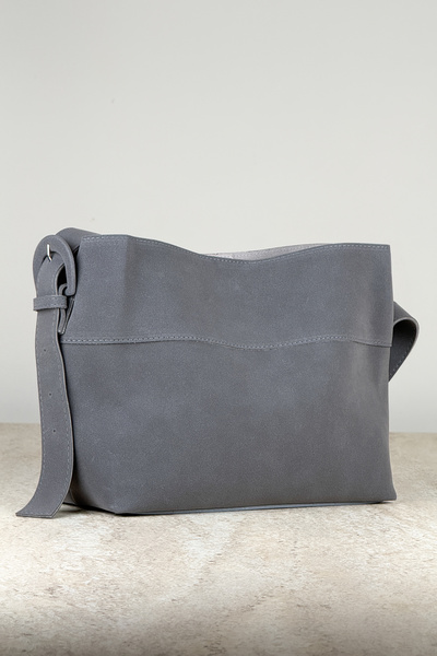 Coo Large Volume, Stylish, and Suitable for Everyday Use Suede Shopper Bag