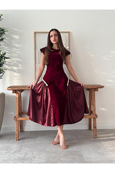 Generic Burgundy midi dress