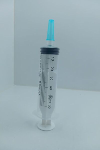 cgp medikal can güven park 50cc 3p Çam Uçlu Beslenme Enjektör - Şırınga