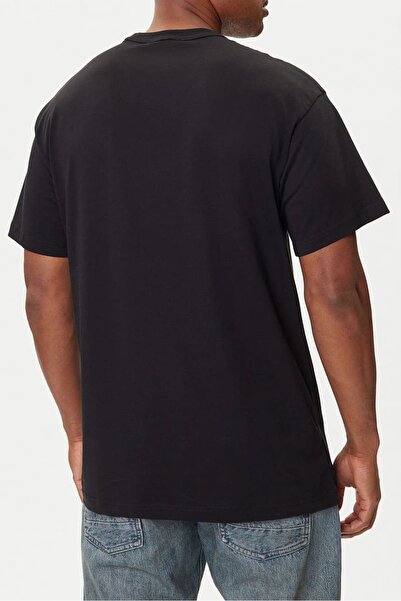 Versace Men's Regular Fit Metal Plate Crew Neck T-Shirt - Black