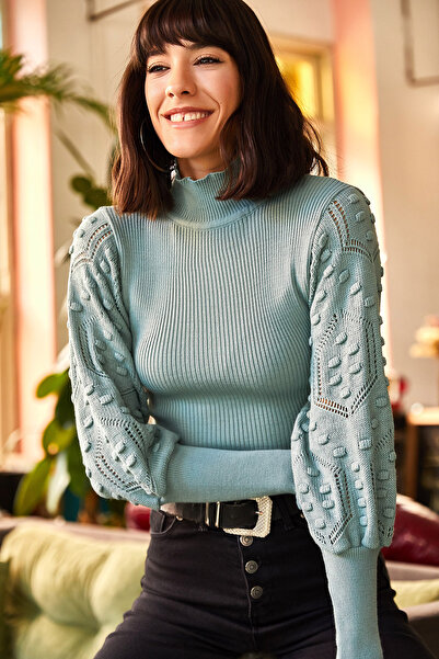 Olalook Women's Mint Green Sleeve Knitted Mock Neck Corded Fabric Knitwear Sweater Kzk-19001066