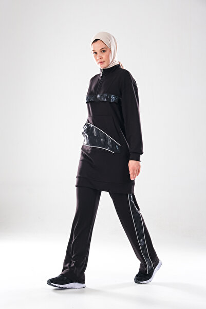 Plistre 2280_Women's Zippered Mock Neck , Silver Piped Detail , Sports Tracksuit Set–Kangaroo Pocket, Striped Pants