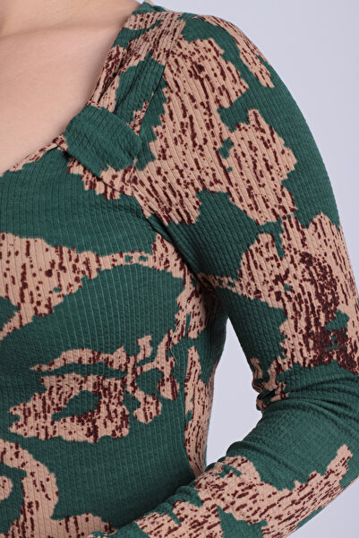 armonika Women's Green-Beige Asymmetric Collar Detailed Blouse Arm-26K001046