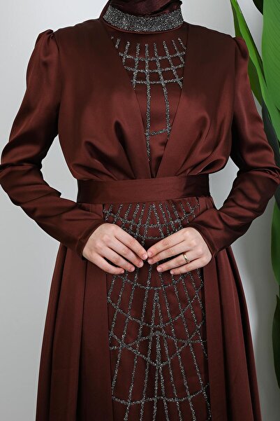 GİYZAMİLA İşlemeli Pelerinli Abiye Acı Kahve