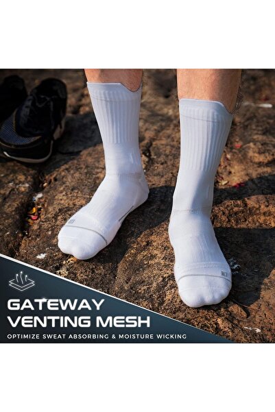 AZONEE 3 Pairs Coolmax Compression Running Socks, Thick Cushioned Men's Hiking Crew (L)