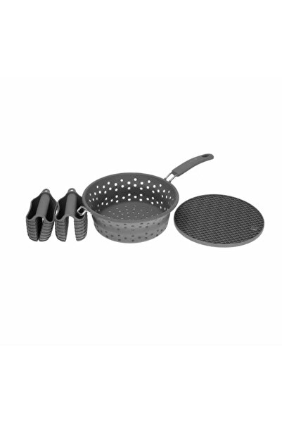 KASSEL Set of 4 silicone kitchen accessories, colanders, gloves and hot pot holders,