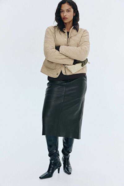 H&M سترة مبطنة بياقة مخملية