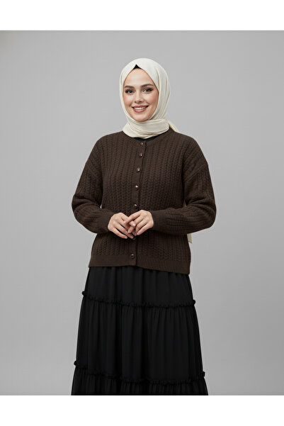 BENAHOLL Alkai Beaded Buttoned Short Knit Cardigan-Zi̇7018 Brown