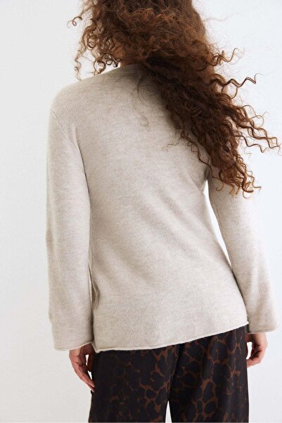 H&M MAMA Wrapover cardigan