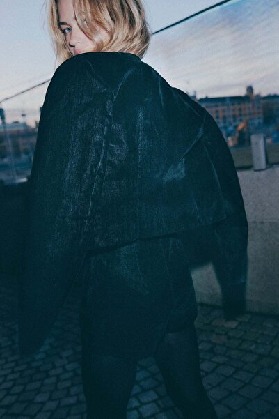 H&M سترة جينز مزخرفة