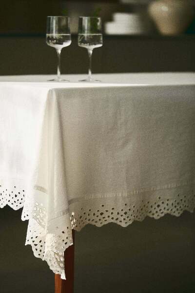H&M Broderie anglaise tablecloth