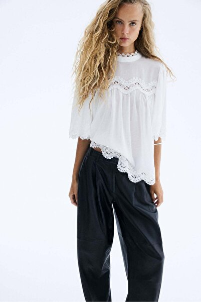 H&M Lace-trimmed blouse