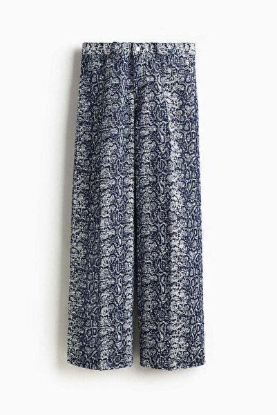 H&M Crease-leg bouclé denim jeans