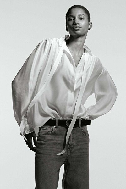 H&M Bow-collar blouse