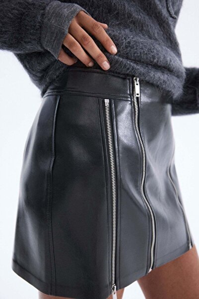 H&M Coated zip-detail skirt