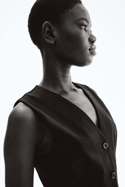 H&M صدرية بيبلوم