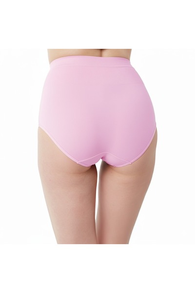 Silvy Hi Panty Selfie