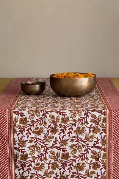 H&M Extra-long patterned cotton-blend table runner