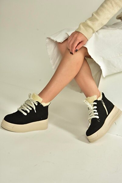 Fox Shoes V367343402 Black Suede Thick Soled Women's Boots with Fur Inside