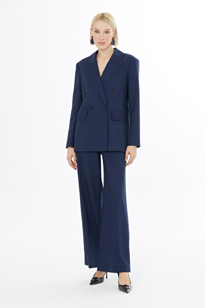 GİZİA Çizgili Kruvaze Kapamalı Ceket Ve Pantolonlu Takım