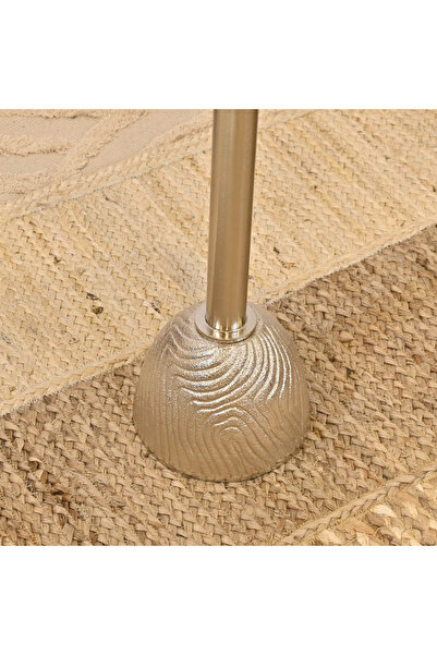 Crafted by Lifestyle طاولة مميزة ذات سطح معدني محكم وقاعدة