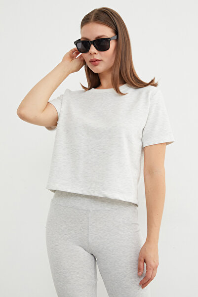 Fulla Moda Basic Rib Neck Seasonal Crop T-Shirt