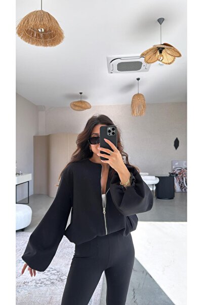 Buket Teke Jachetă neagră cu mâneci balon