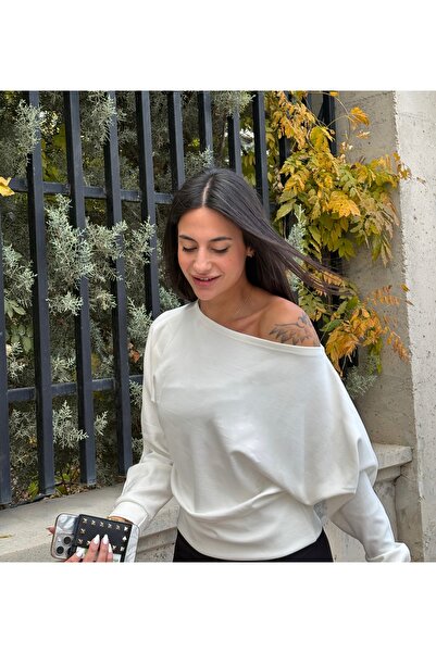 serra Cavcav Ekru Kayık Yaka Sweatshirt