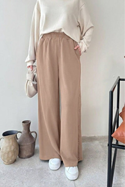 Tesettür Diyarı بنطلون حجاب فاخر بأزرار على الجوانب - بيج