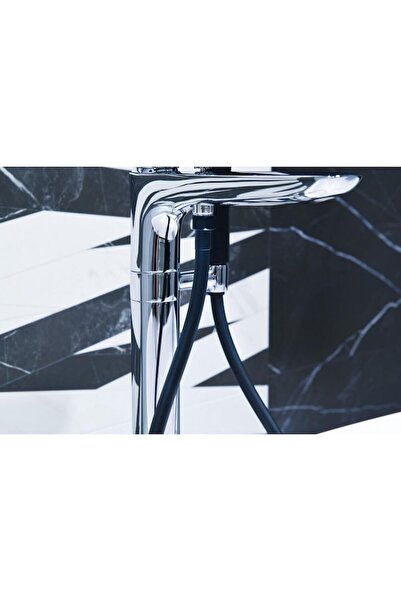 AWD Black PVC shower hose 152 cm AWD02221648