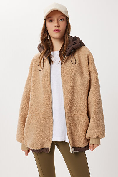 Lovelyİstanbul Oversized Hooded Contrast Plush Coat Lfg0172 Biscuit