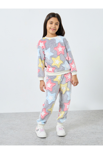 Styli Star Print Faux Fur Sweatshirt and Joggers Set