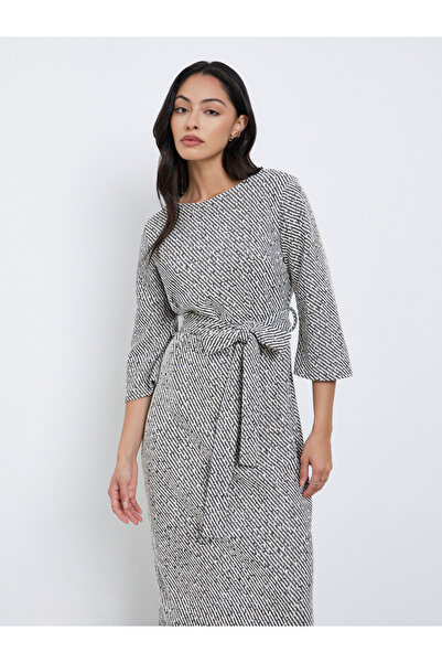 Styli Grey Textured Midi Dress with 3/4 Sleeves