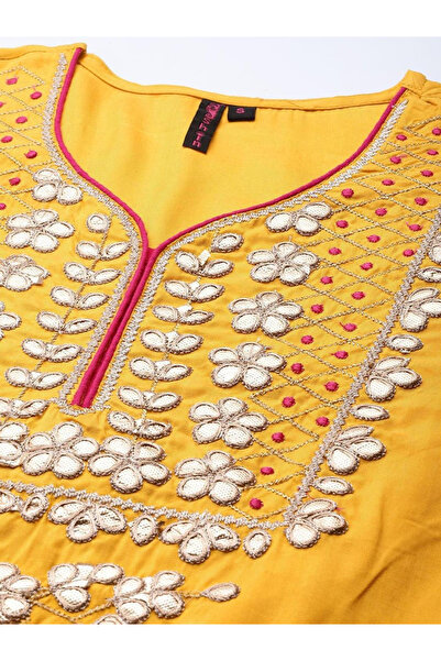 Ishin By Styli Yellow Rayon Kurta with Pants and Dupatta Set