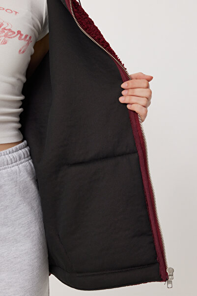 Lovelyİstanbul Oversized Hooded Contrast Plush Coat Lfg0172 Bordo