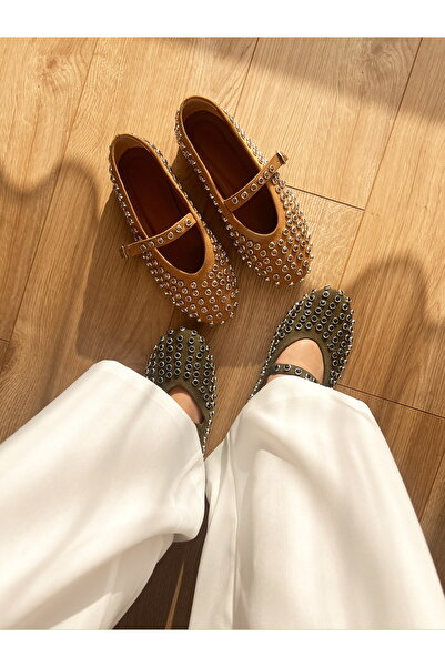 labor Selection Round Toe Suede Stone Embellished Ballerinas