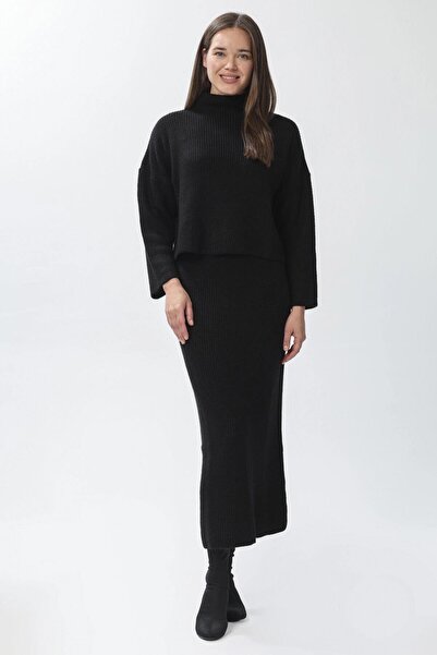 Fashion Friends Skirted Knitwear Set Black
