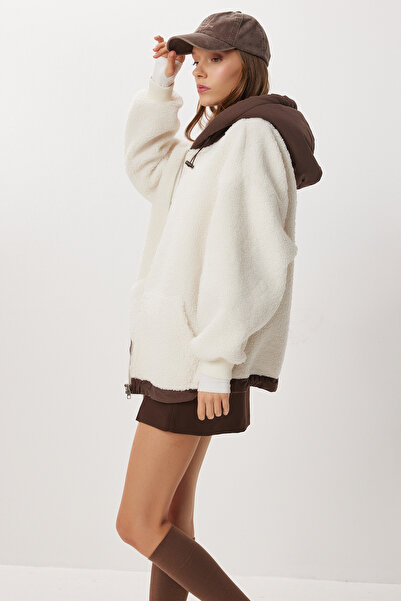 Lovelyİstanbul Oversized Hooded Contrast Plush Coat Lfg0172 Ecru