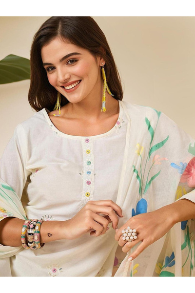 Ishin By Styli Off White Cotton Kurta with Pants and Dupatta Set