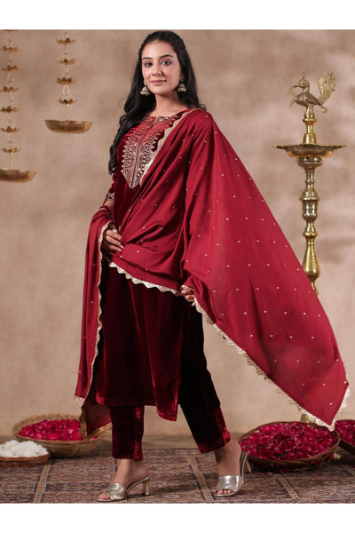 Ishin By Styli Maroon Velvet Kurta with Pants and Dupatta Set