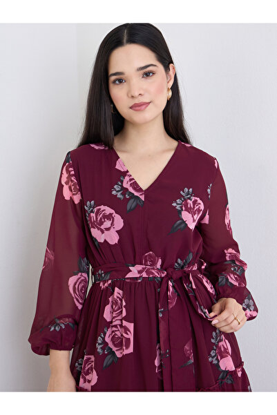 Styli Women Floral Print V Neck A-Line Maxi Dress