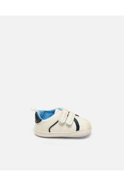 REDTAG Baby White Velcro Pram Shoe