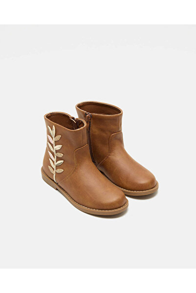 REDTAG Girls Beige Leaf Embellishment Chelsea Boot