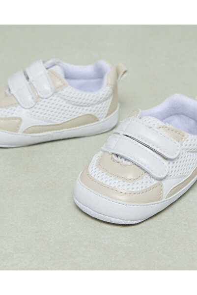REDTAG Baby White With Velcro Pram Shoe
