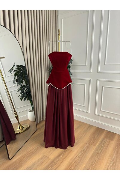 Fashion trend.SA Evening dress fabric: wool + georgette