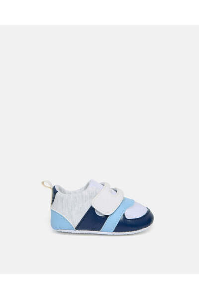 REDTAG أحذية عربة أطفال مصنوعة من مواد متعددة الألوان