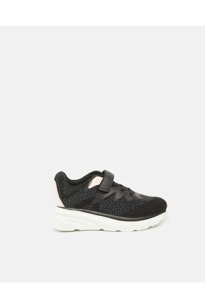 REDTAG Senior Girls Black Velcro Trainer