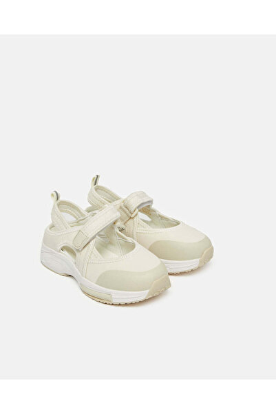 REDTAG Girls Beige Velcro Open Trainer