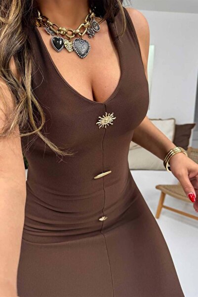 FioriModa V-Neck Zero Sleeve Side Slit Ottoman Fabric Dress