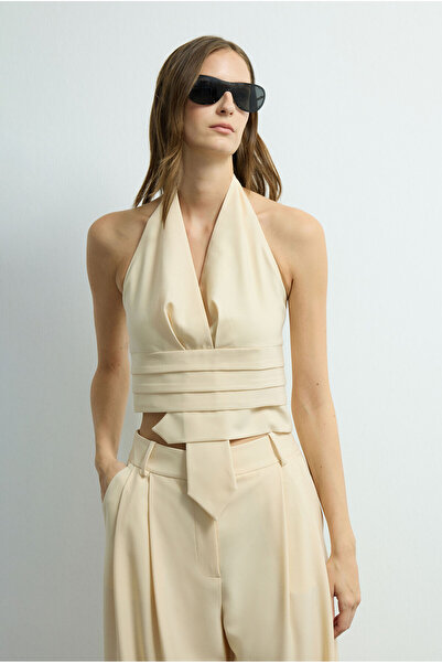 Love My Body Moda Tutkusu V Yaka Pileli Crop Yelek